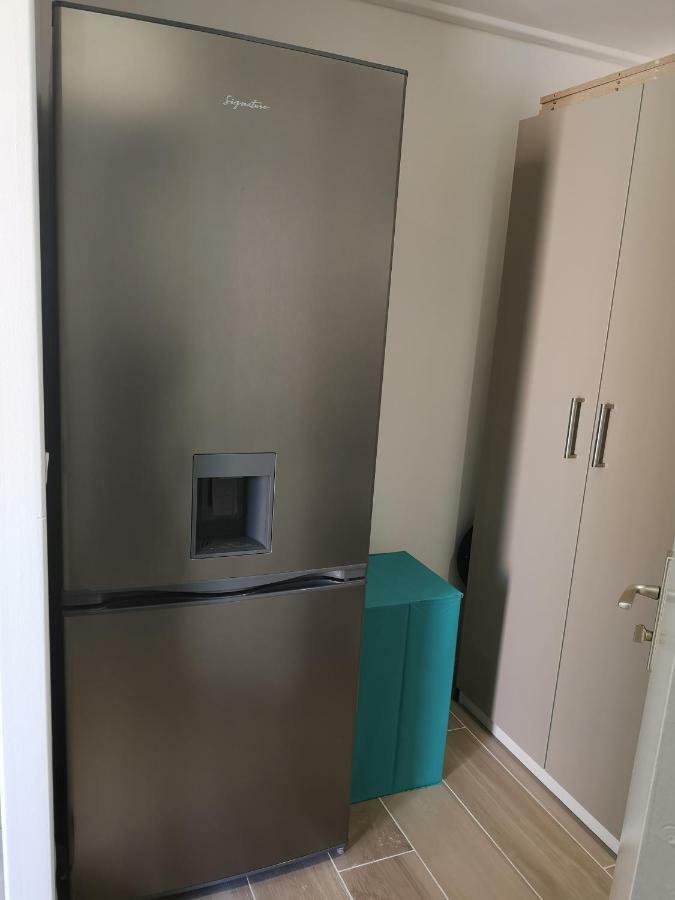Appartement Sainte-Maxime, Plage De La Nartelle Luaran gambar