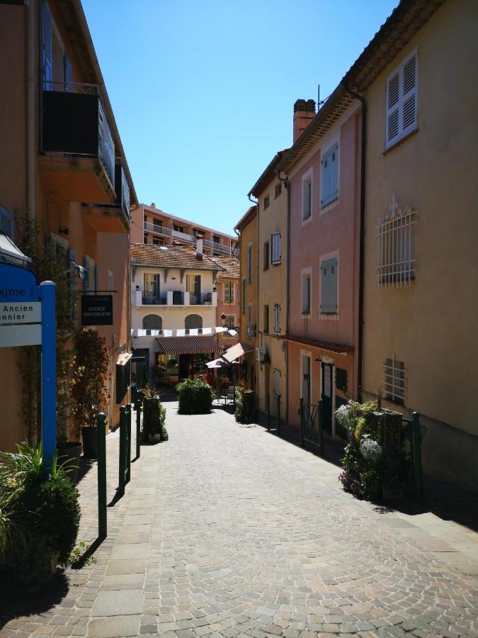 Appartement Sainte-Maxime, Plage De La Nartelle Luaran gambar
